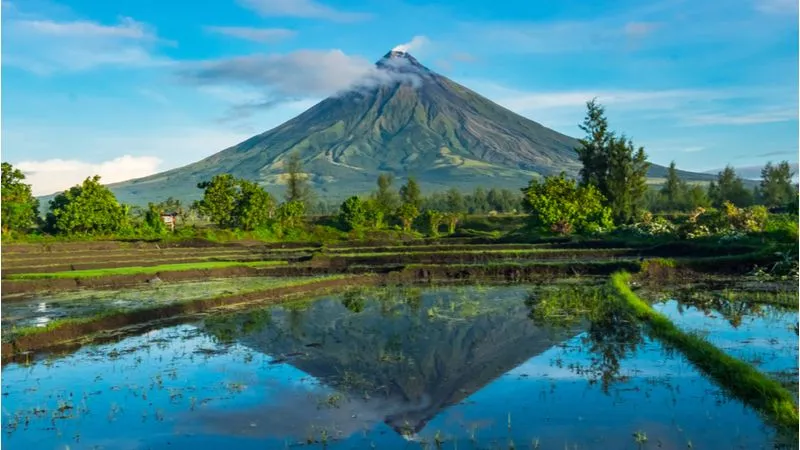 Bicol--A-Land-Of-Volcanos